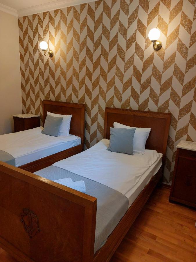 Palac W Malkowie Warta Bagian luar foto